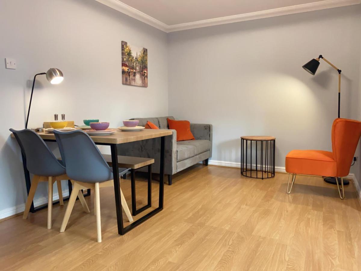 Private Main Door Lovely 2 Bedroom Apartment Edinburgh Bagian luar foto
