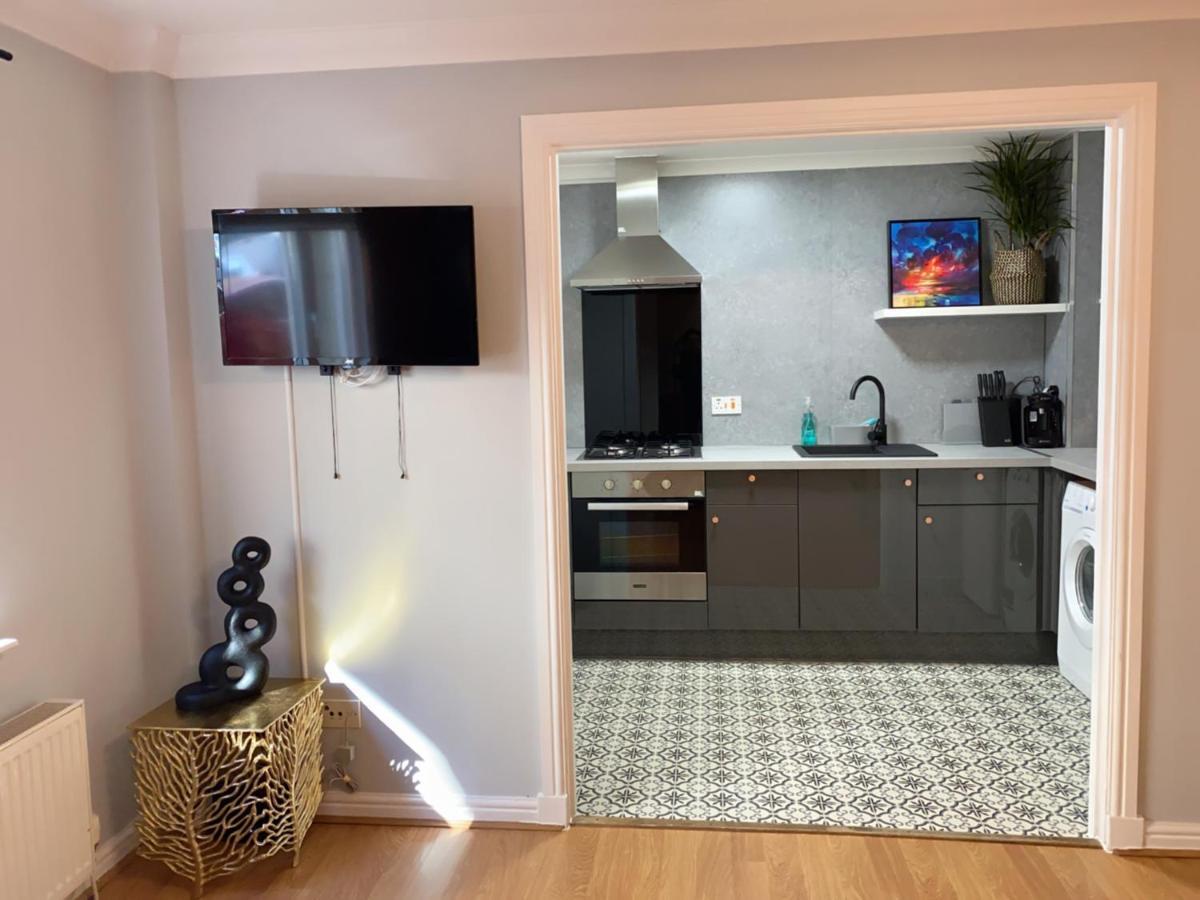 Private Main Door Lovely 2 Bedroom Apartment Edinburgh Bagian luar foto