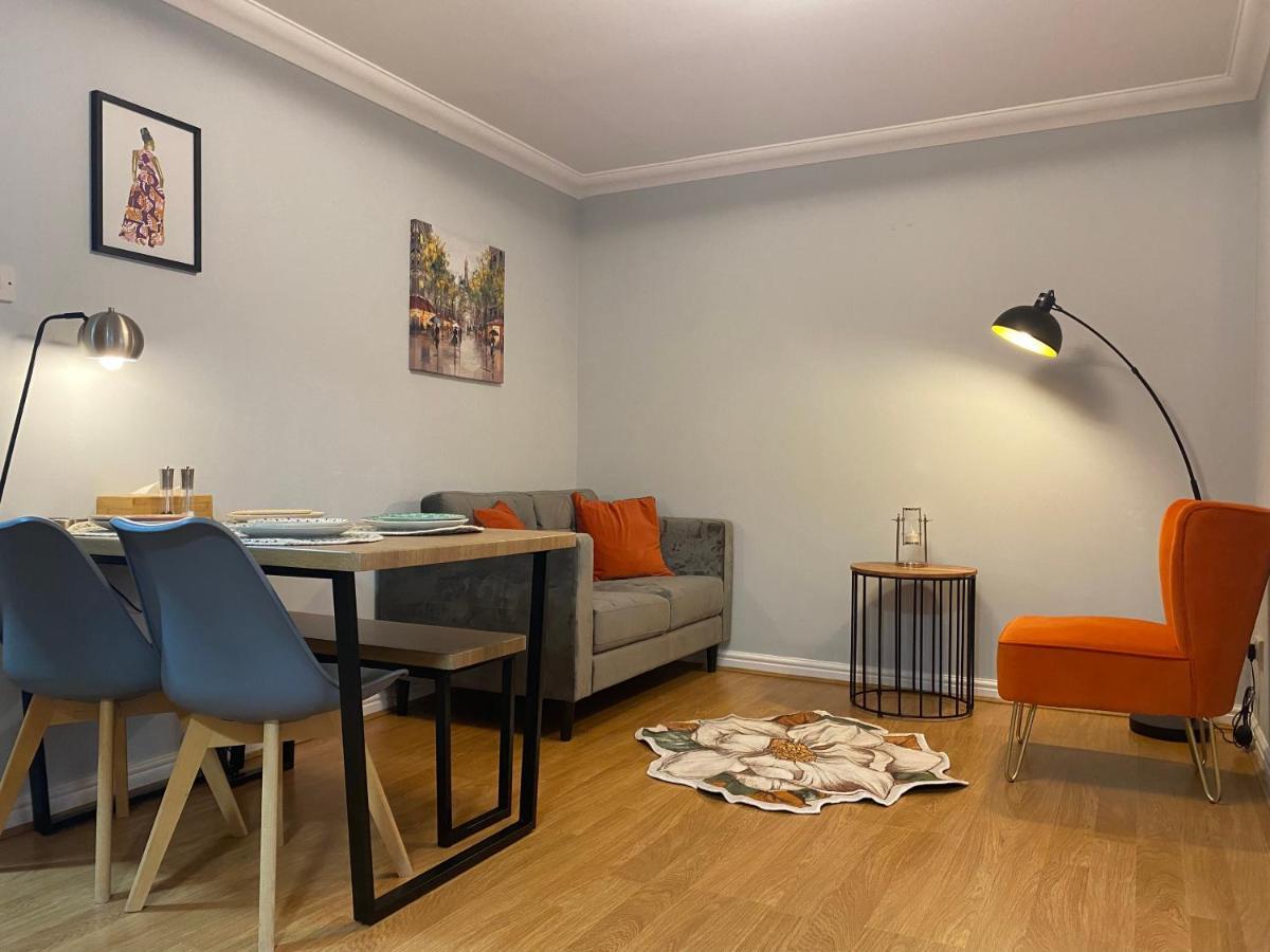 Private Main Door Lovely 2 Bedroom Apartment Edinburgh Bagian luar foto