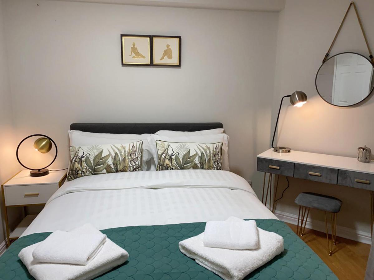 Private Main Door Lovely 2 Bedroom Apartment Edinburgh Bagian luar foto