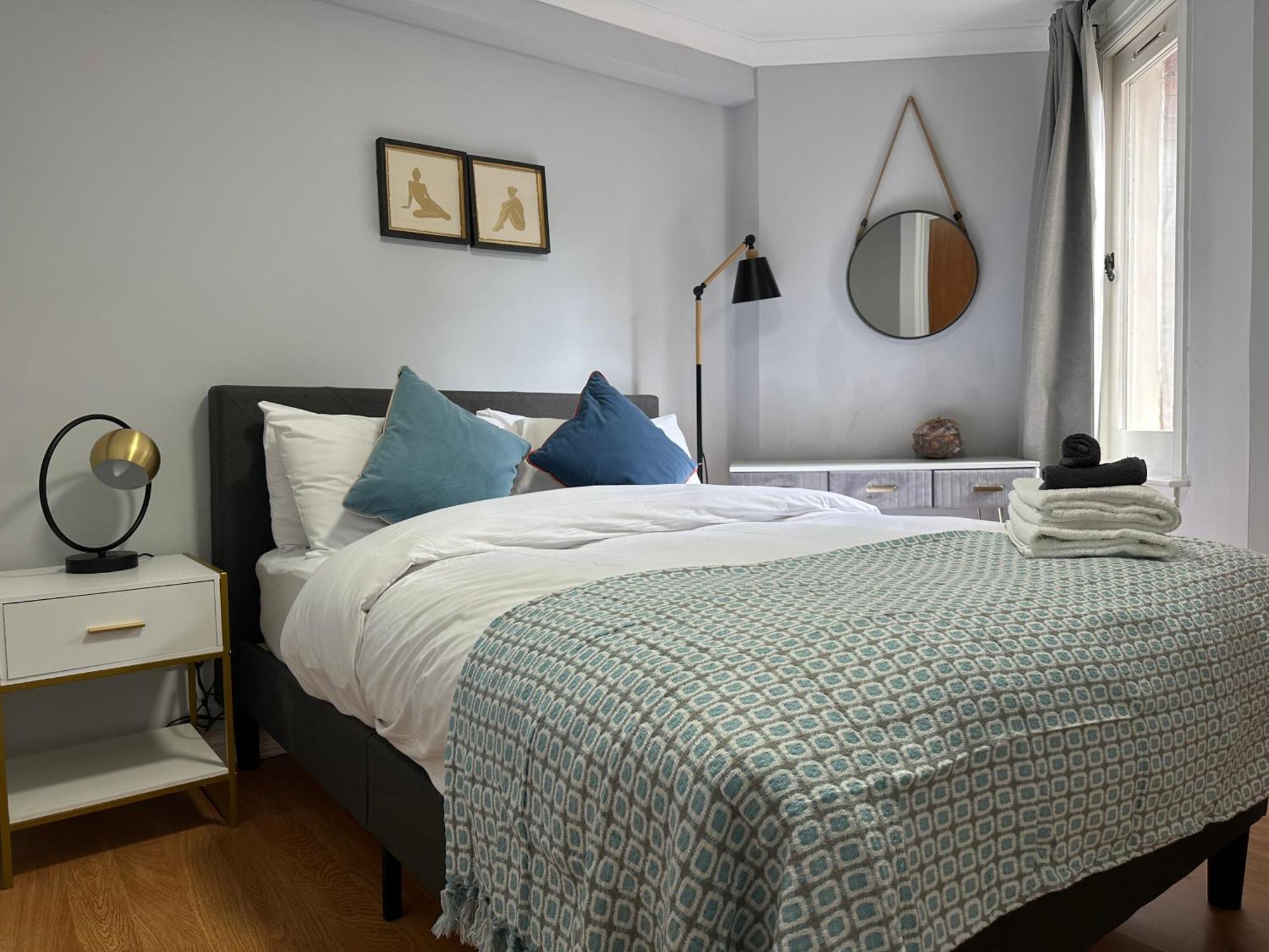 Private Main Door Lovely 2 Bedroom Apartment Edinburgh Bagian luar foto