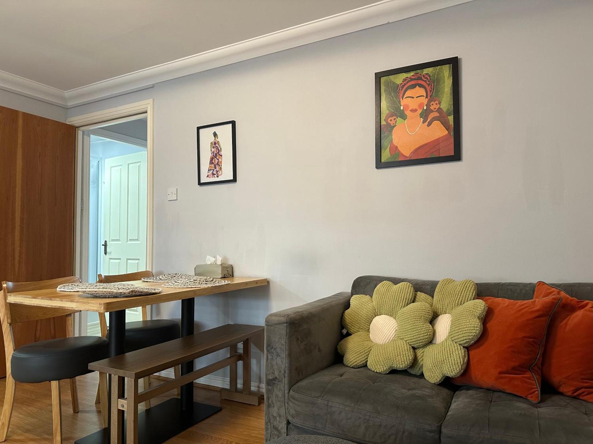 Private Main Door Lovely 2 Bedroom Apartment Edinburgh Bagian luar foto